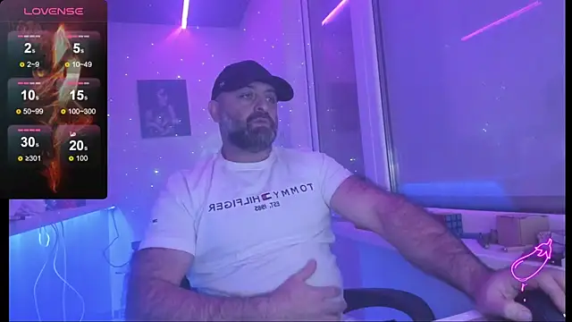 MAGABEAR077 online show from November 18, 8:02 pm