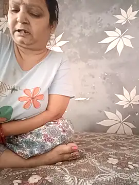 Kavya kapoor online show from November 6, 2:01 am