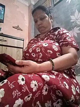 Kavya kapoor online show from April 22, 6:20 pm