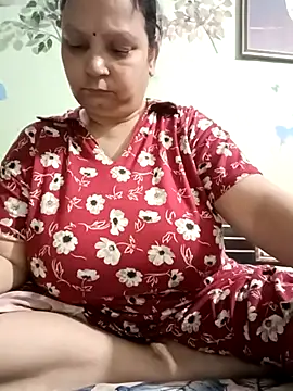 Snapshot of Kavya_kapoor chatting on May 2, 4:56 pm Kavya kapoor online show from May 2, 4:56 pm