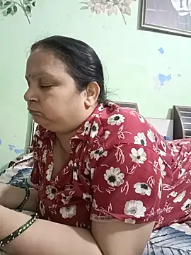 Snapshot of Kavya_kapoor chatting on May 30, 5:43 pm Kavya kapoor online show from May 30, 5:43 pm