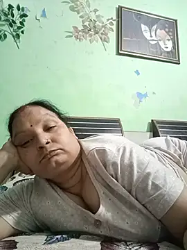 Snapshot of Kavya_kapoor chatting on May 31, 5:53 pm Kavya kapoor online show from May 31, 5:53 pm