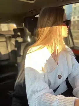 Devill Angel  online show from December 13, 8:41 am