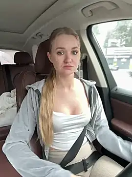 Devill Angel  online show from February 28, 12:09 pm