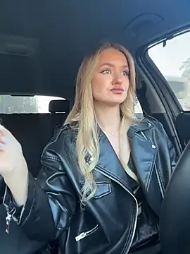 Devill Angel  online show from March 15, 6:52 am