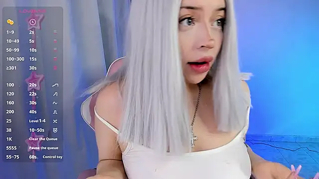 Kendall Bunnyy online show from June 18, 7:40 pm
