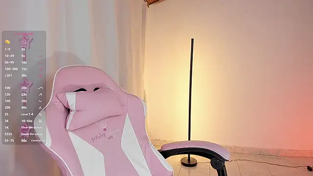 Kendall Bunnyy online show from July 10, 9:06 pm