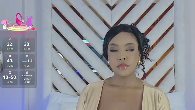 Snapshot of Lola_King chatting on May 19, 3:46 am Lola King online show from May 19, 3:46 am