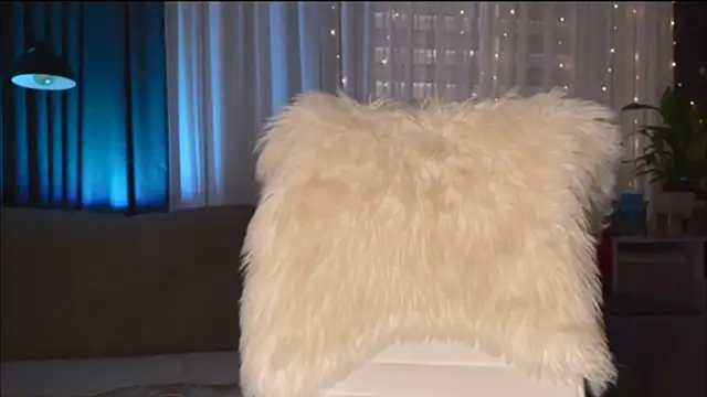 Snapshot of Lady__Boom chatting on April 10, 8:30 am Lady Boom online show from April 10, 8:30 am