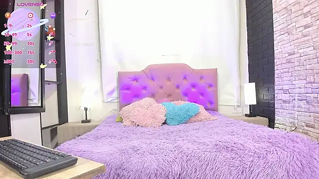 kitty queen10 online show from December 20, 4:52 am