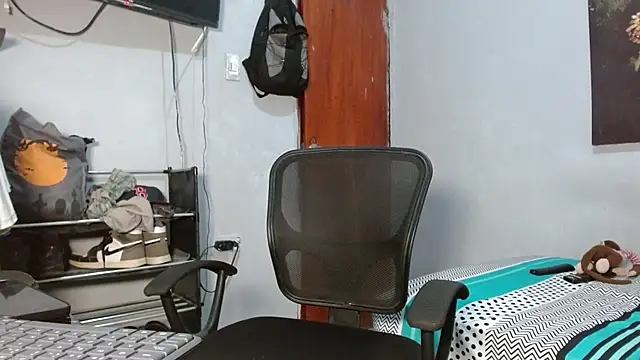 Lovebeng  online show from June 14, 3:52 am