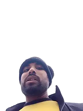 Snapshot of Fucker_boy_1 chatting on January 14, 11:31 am Fucker boy 1 online show from January 14, 11:31 am