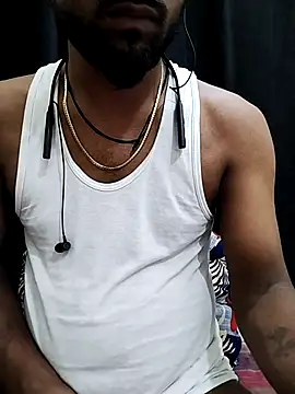 Snapshot of Fucker_boy_1 chatting on September 17, 6:04 am Fucker boy 1 online show from September 17, 6:04 am