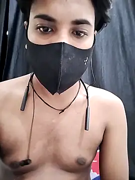 Snapshot of Fucker_boy_1 chatting on September 23, 8:28 am Fucker boy 1 online show from September 23, 8:28 am