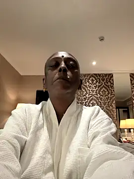 mamakarma1403 online show from April 28, 7:24 am