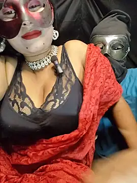 Snapshot of Hotty-priyanka chatting on July 1, 6:40 pm Hotty-priyanka online show from July 1, 6:40 pm