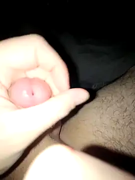 Snapshot of Kirschentyp123 chatting on January 14, 9:09 pm Kirschentyp123 online show from January 14, 9:09 pm