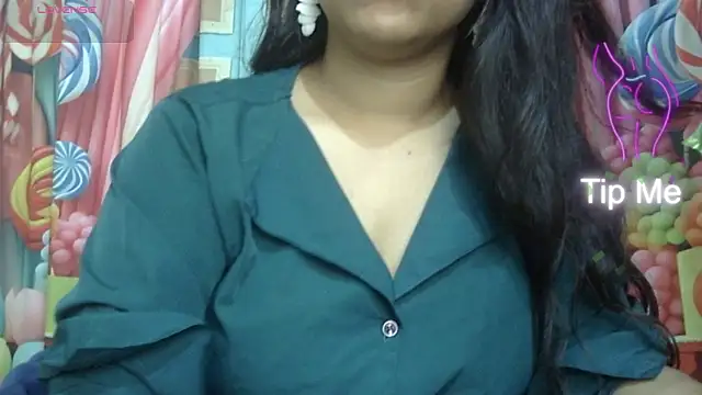 Snapshot of Preeti-Sexy chatting on May 12, 4:42 am Preeti-Sexy online show from May 12, 4:42 am