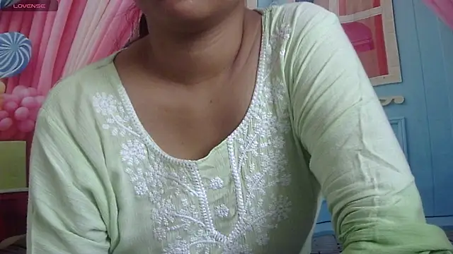 Snapshot of Preeti-Sexy chatting on June 12, 7:51 am Preeti-Sexy online show from June 12, 7:51 am