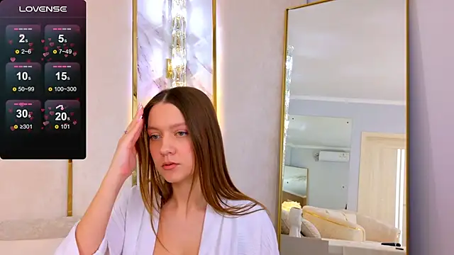 Snapshot of AliceBrayan chatting on March 2, 8:16 am AliceBrayan online show from March 2, 8:16 am