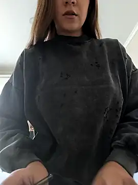 Snapshot of AliceBrayan chatting on September 11, 5:07 am AliceBrayan online show from September 11, 5:07 am