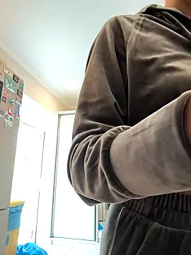 Snapshot of AliceBrayan chatting on October 8, 5:05 am AliceBrayan online show from October 8, 5:05 am