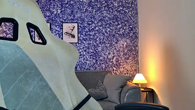 Snapshot of Miss_Mia_Murr chatting on May 7, 5:13 am Miss Mia Murr online show from May 7, 5:13 am