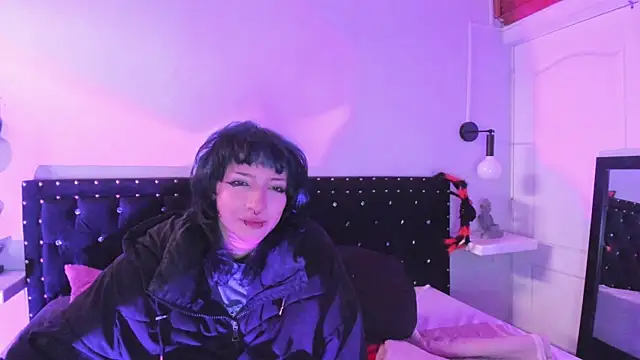 Ghosty Doll online show from November 10, 7:13 pm