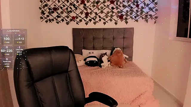 Lilith Miller21 online show from October 16, 9:16 pm