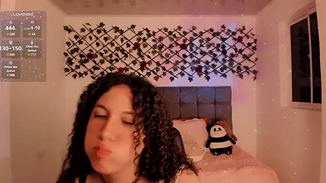 Lilith Miller21 online show from November 28, 7:49 pm