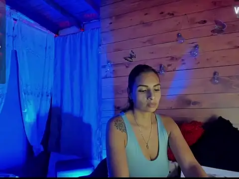 Snapshot of mykaelahoney chatting on October 24, 12:52 am mykaelahoney online show from October 24, 12:52 am