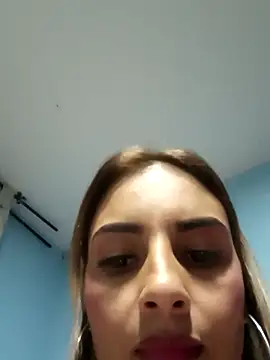 Snapshot of mykaelahoney chatting on October 25, 10:48 pm mykaelahoney online show from October 25, 10:48 pm