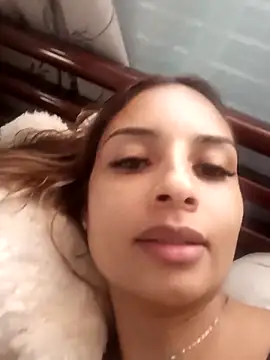 Snapshot of mykaelahoney chatting on November 2, 3:47 pm mykaelahoney online show from November 2, 3:47 pm