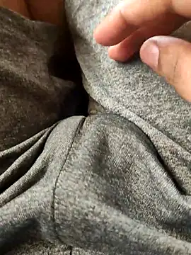 Snapshot of yoyokakshay_1996 chatting on February 17, 9:24 am yoyokakshay 1996 online show from February 17, 9:24 am