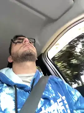 thomas gun online show from December 24, 3:16 pm