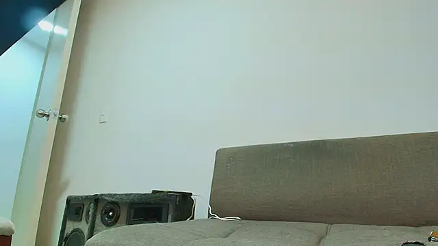 thomas gun online show from May 1, 2:05 am