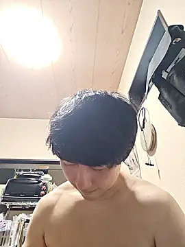 Snapshot of whitebriefboy chatting on June 14, 2:24 am whitebriefboy online show from June 14, 2:24 am