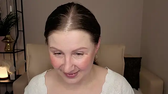 Helens love online show from May 4, 9:05 am