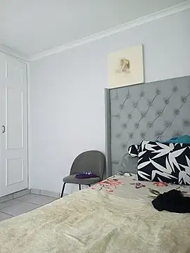 Snapshot of Candy_Love_18 chatting on February 14, 1:02 am Candy Love 18 online show from February 14, 1:02 am