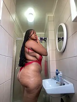 Snapshot of Candy_Love_18 chatting on November 13, 10:14 am Candy Love 18 online show from November 13, 10:14 am