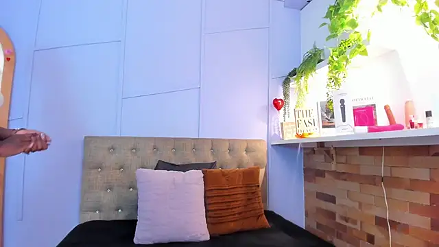 Snapshot of amber-hill chatting on June 27, 12:33 pm amber-hill online show from June 27, 12:33 pm