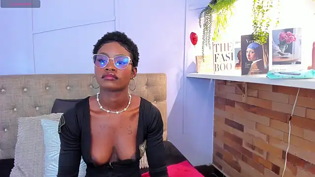 Snapshot of amber-hill chatting on July 18, 12:20 pm amber-hill online show from July 18, 12:20 pm