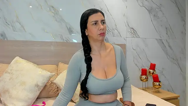 Snapshot of jhasly_am chatting on June 8, 12:05 pm jhasly am online show from June 8, 12:05 pm