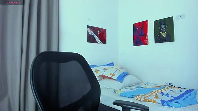 Joe23   online show from December 2, 2:50 am