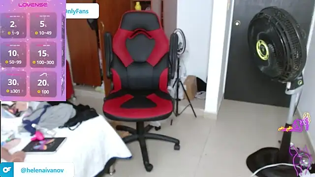 helenca43 online show from October 25, 10:15 pm