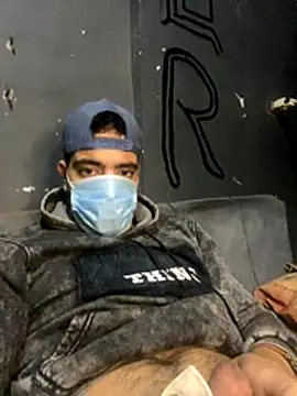 Snapshot of YawlingJingoist chatting on November 15, 5:31 pm YawlingJingoist online show from November 15, 5:31 pm