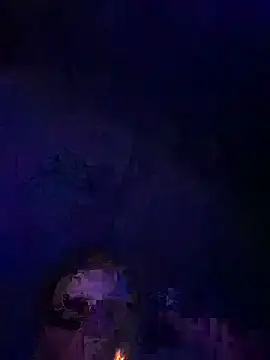 Snapshot of YawlingJingoist chatting on November 26, 3:35 pm YawlingJingoist online show from November 26, 3:35 pm