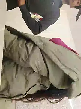 riya190 online show from December 4, 5:44 pm