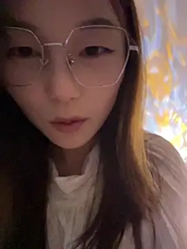 Snapshot of Sweet-Angel999 chatting on June 9, 4:07 pm Sweet-Angel999 online show from June 9, 4:07 pm