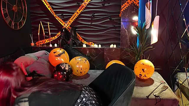 Lily Moonlight online show from October 29, 6:59 am